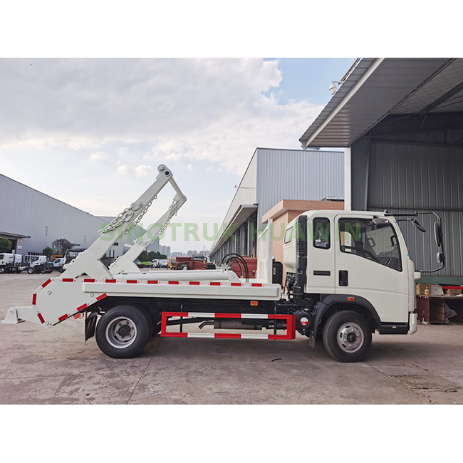 SINOTRUK HOWO 4×2 Camión con cargador basculante de brazo oscilante